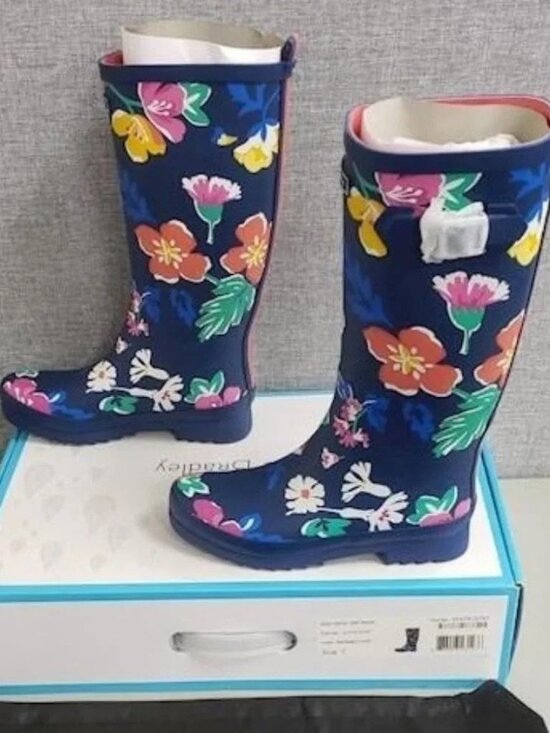Vera Bradley Shoes - Vera Bradley new santiago floral rain boots - 7